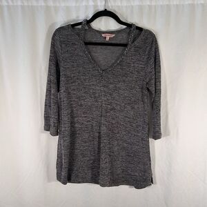 Juicy Couture Blouse Women's Medium Grey 3/4 Sleeve Bedazzeled Neckline Light